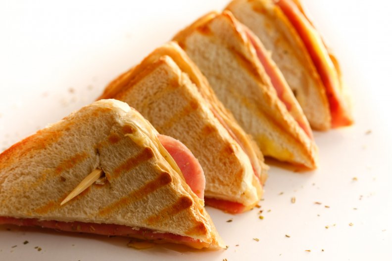 Schinken-Käse-Toast.jpg