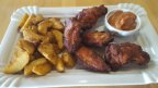 Chickenwings mit Wedges