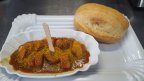 Currywurst mit Semmerl